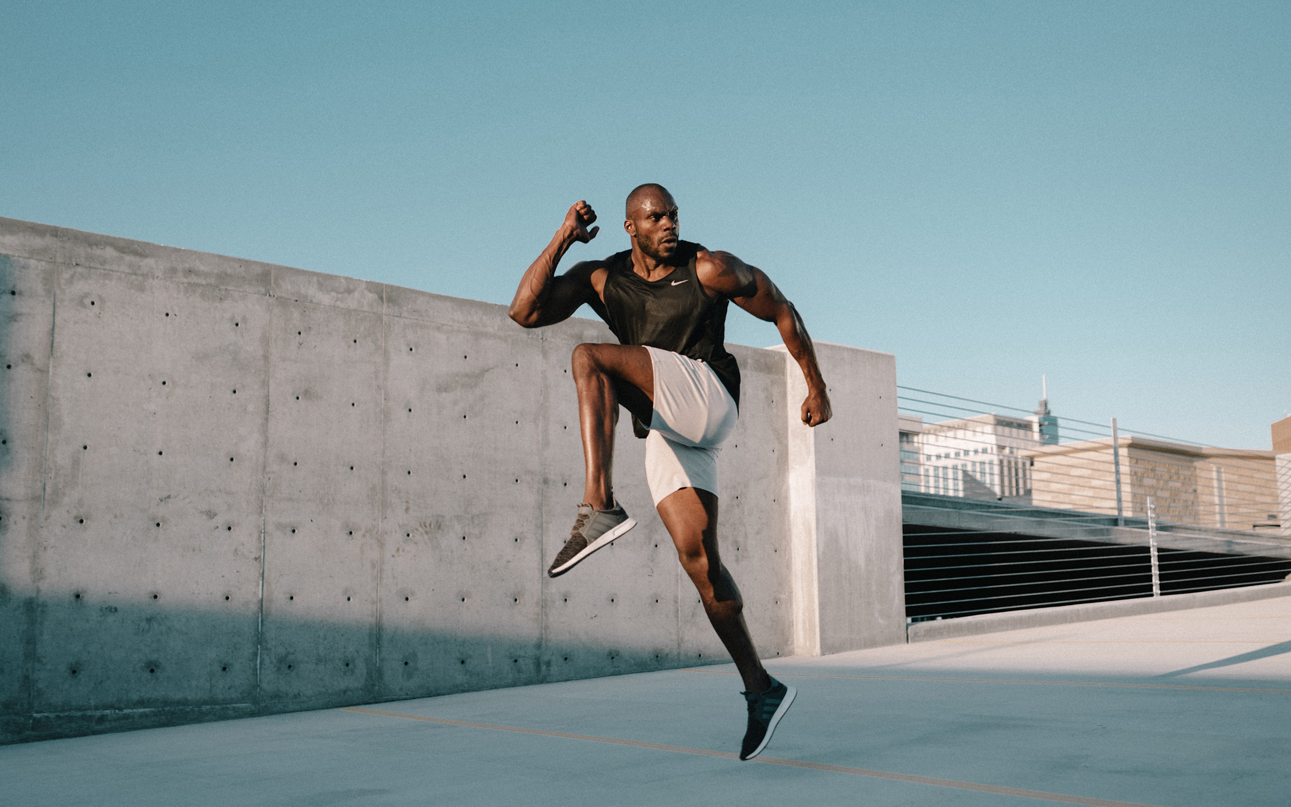Athlete Outdoor Photo Shoot Behind the Scenes
